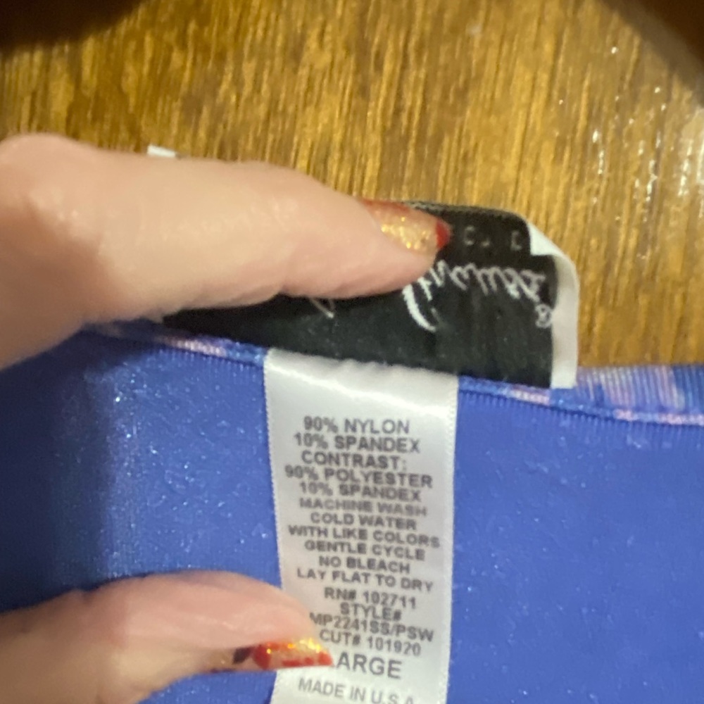 Periwinkle color top & pant set.  Short sleeve top.  Size large. - Picture 5 of 5